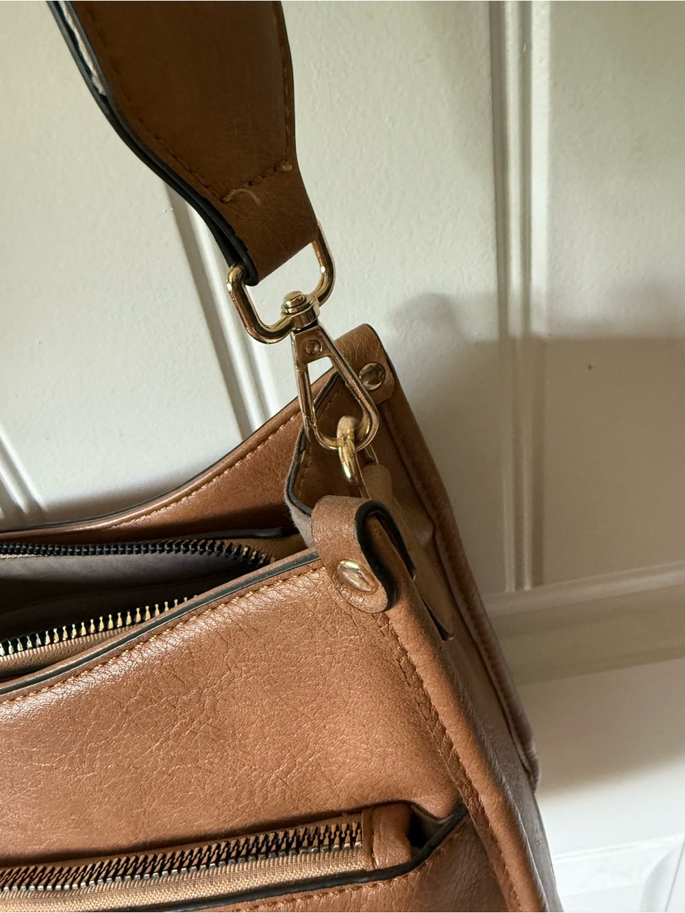 Telena brand Tan/Brown Leather Crossbody Bag - Picture 6 of 11